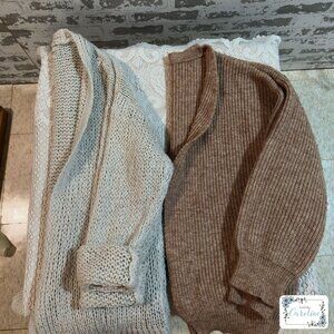 Thrifted Oversized Caramel/Tan + UO White Cardigan Bundle, M